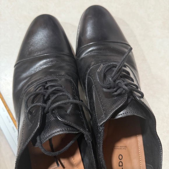 Aldo Black Leather Oxford Shoes with Polished Finish